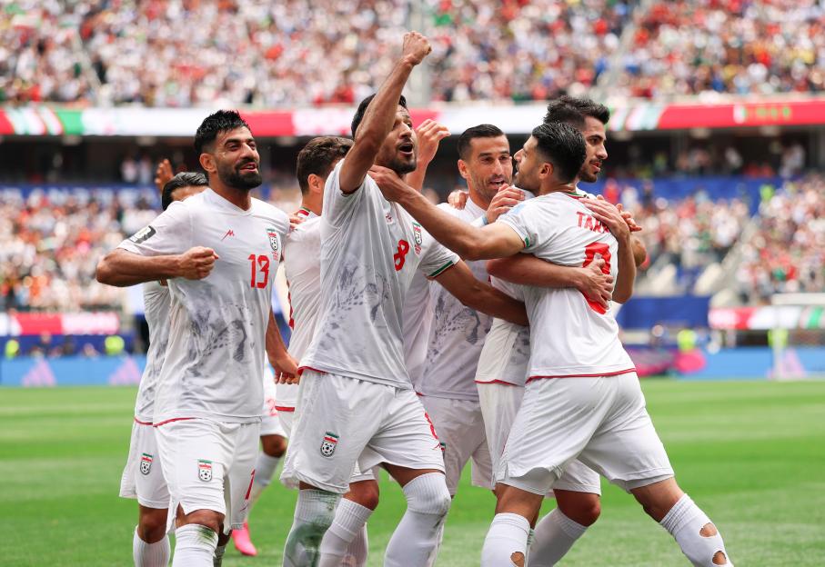 'Iran Team Leaves 74-Word Message on Post-It Note in World Cup Dressing Room Following Draw with Belgium'