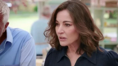 Great British Bake Off fans heap praise on new host Nigella Lawson and say she’s ‘brought joy’ back to show
