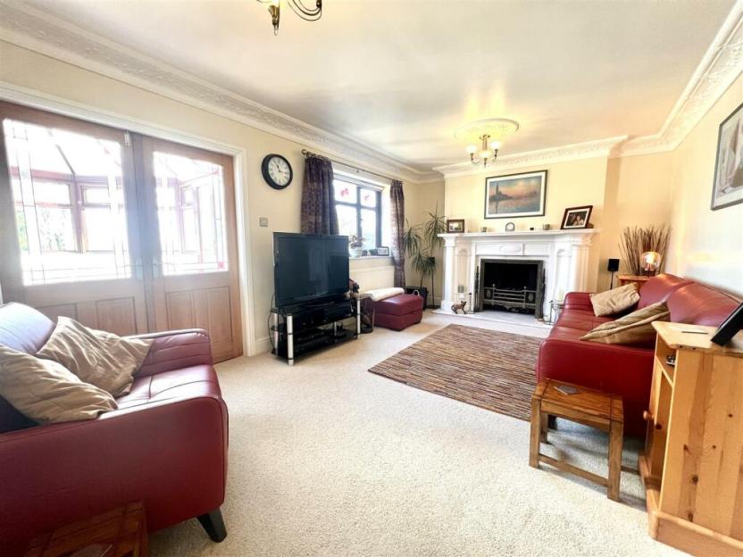 NINTCHDBPICT000926651168