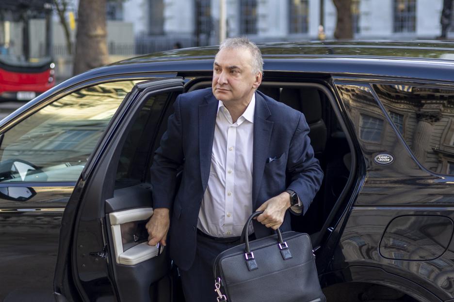 "Why Is Britain Struggling? The Solution Seems Clear, So Why Is the Government Overlooking It?"