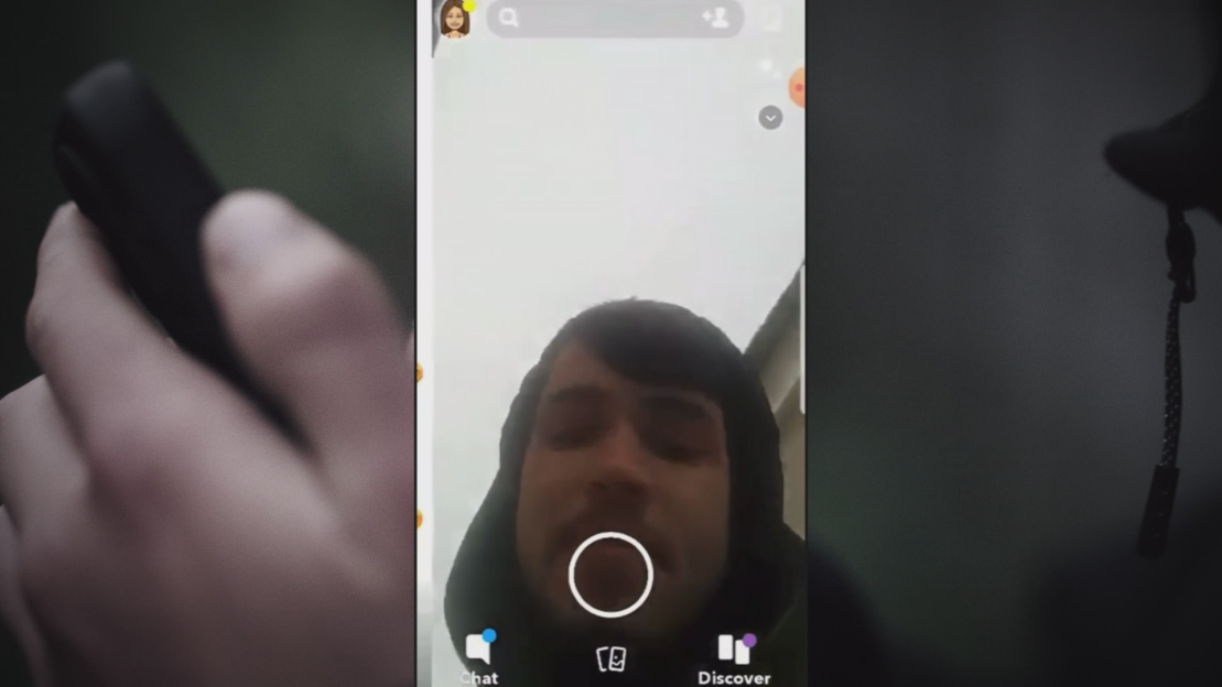 Jay Lang in a Snapchat video call with Recon Extra posing as a victim.