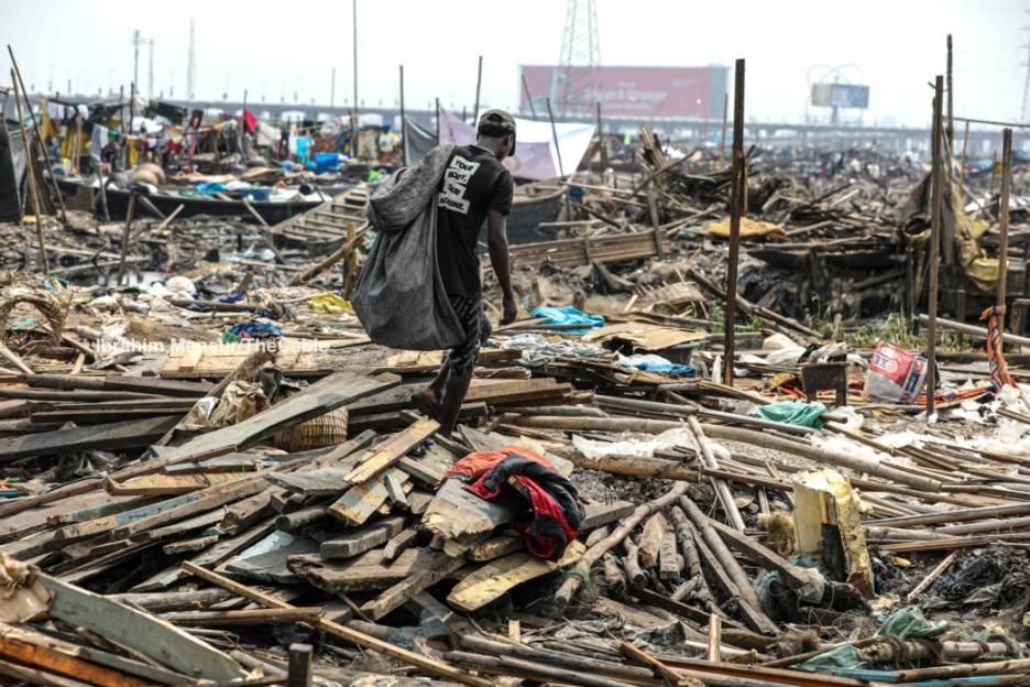 'Experts Urge Lagos Government to Persist with Makoko Demolitions Near Power Lines'