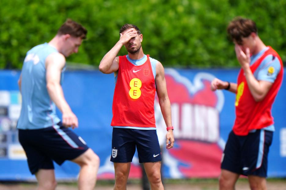 Thomas Tuchel Unveils Quirky £349 World Cup Device to Protect England Stars from Scorching 33°C Heat