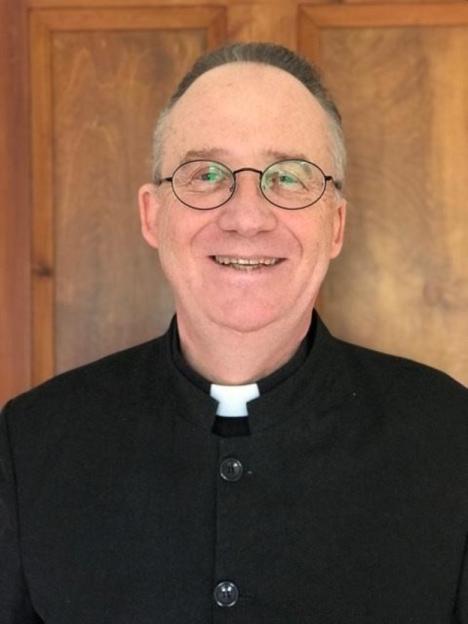 'Nick Donnelly Calls for Gumi's Arrest Following Trump's Airstrikes'