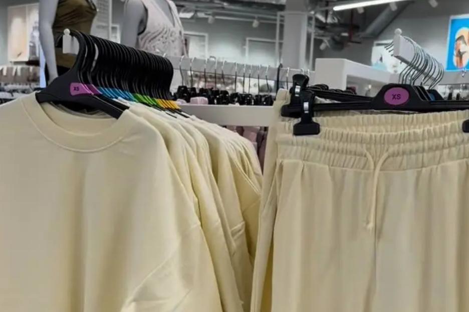 'Travel in Style: Shoppers Adore Primark's Chic and Comfy 'Airport Sets' Starting at Just £8!'