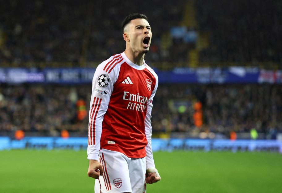 Gabriel Martinelli Shatters Arsenal Record with Goal That Propels Gunners to the Top of the Champions League!