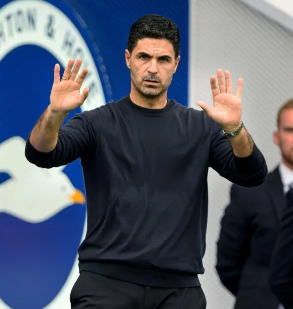 Arsenal Manager Mikel Arteta at Amex Stadium.