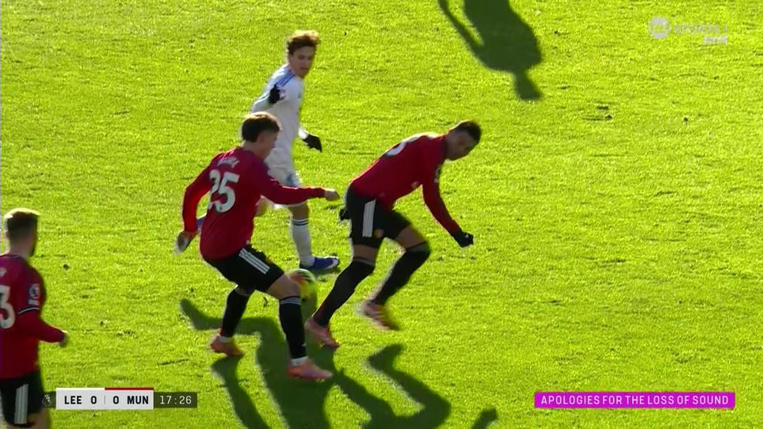 TNT Sports Issues Apology Amid Technical Glitches During Leeds vs Man Utd Match