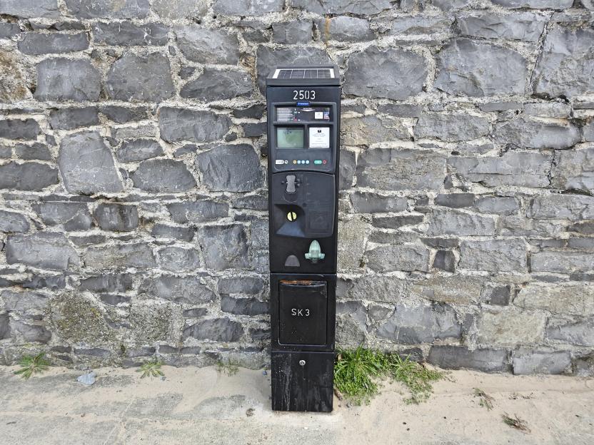 Parking ticket machine