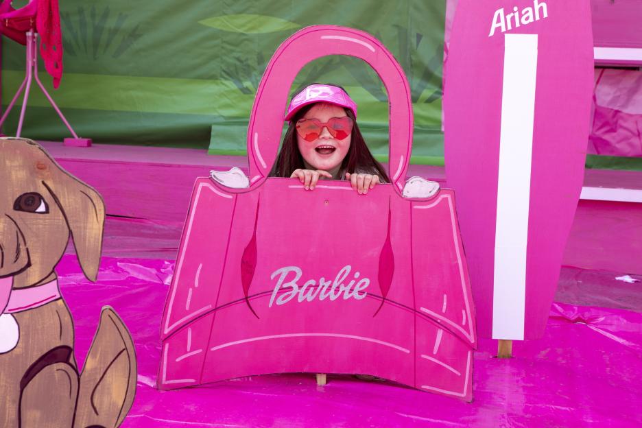 Mum spends £5,000 transforming home into 'Barbie Dreamhouse'