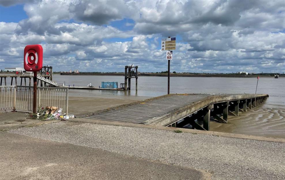 Girl, nine, drowned in Thames despite desperate attempt to save her and cousin, seven