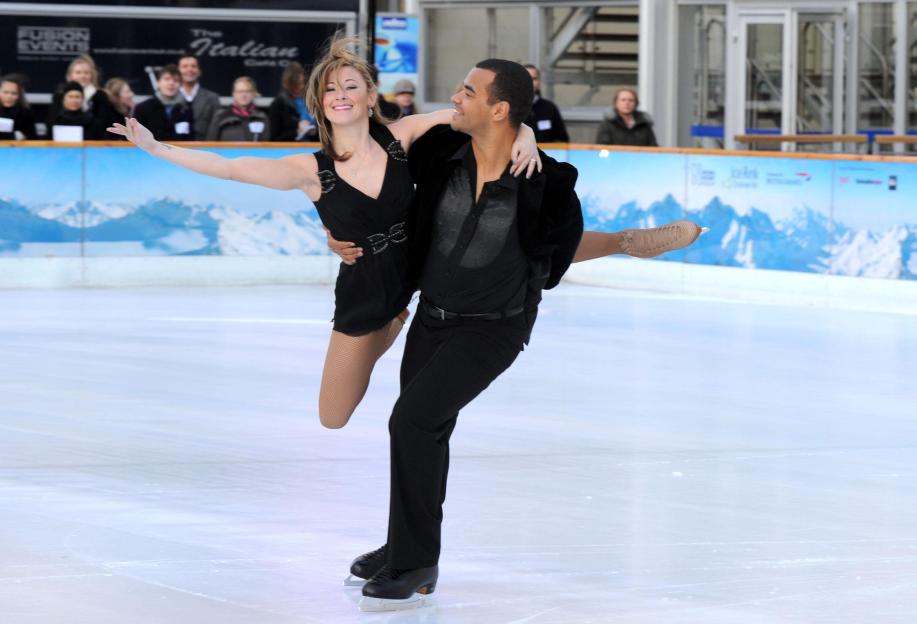 UNDERWOOD CRASHES OUT OF DANCING ON ICE
