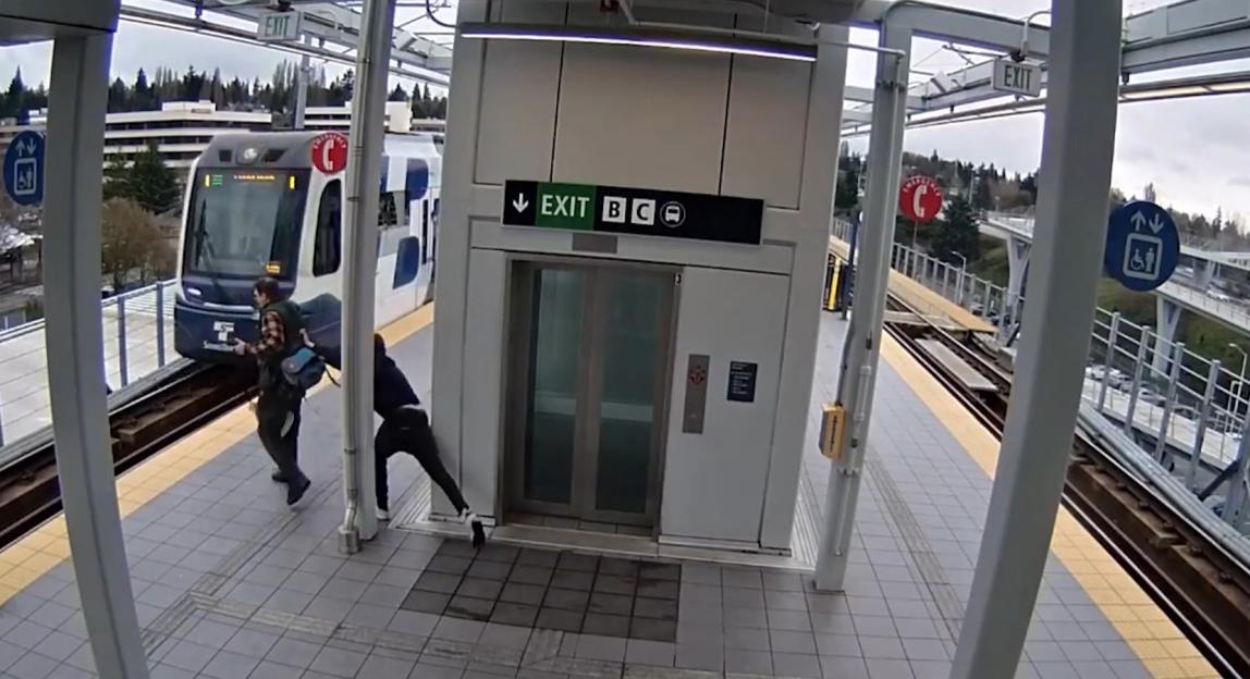 NINTCHDBPICT001070821692