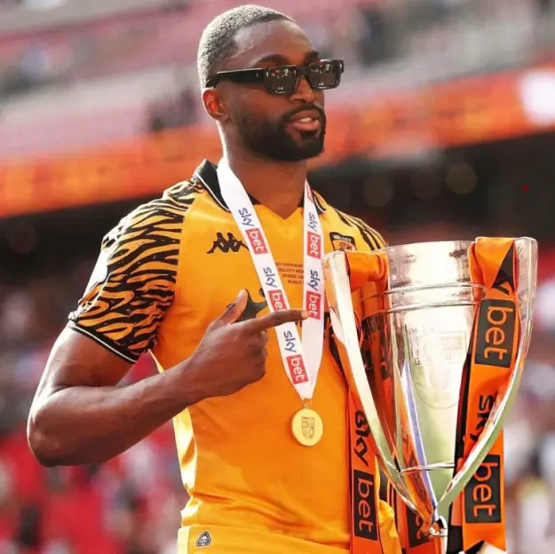 Ajayi Cheers as Hull City Secures Premier League Promotion!