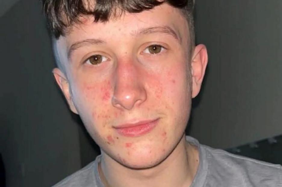 Tragic Incident: 17-Year-Old Killed by Falling Concrete Pipe at Construction Site