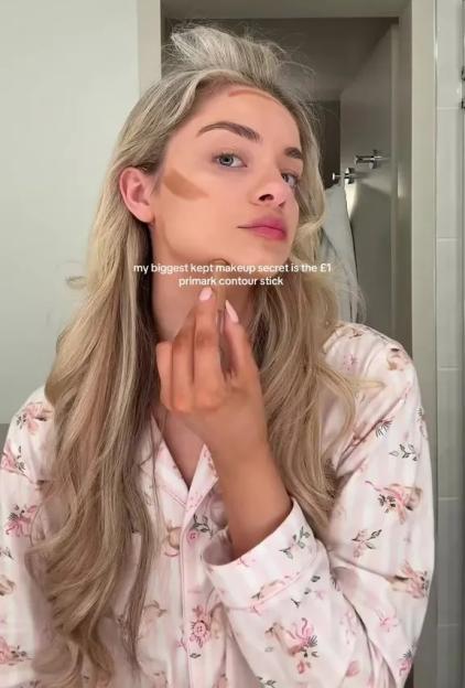 'Beauty Influencer Reveals Her Game-Changing Makeup Secret from Primark for Just a Pound!'