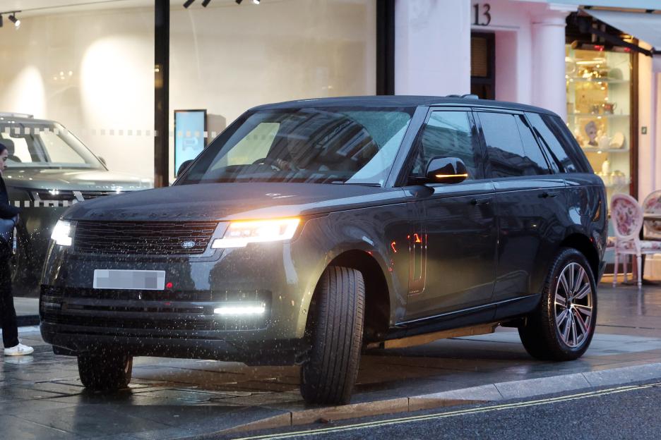 Olivia Attwood's new black Range Rover.