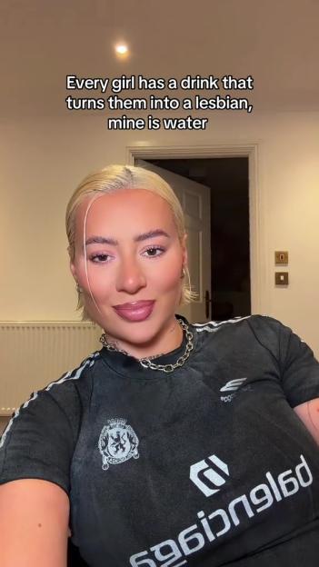 Demi 'liked' a comment about her and Jazz