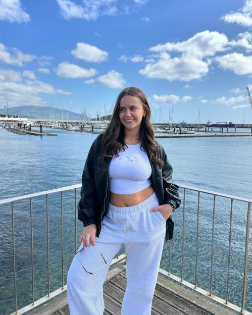 Spencer Barbosa Claps Back at Holiday Fat-Shamer, Proclaims She Looks ‘Sexy’!