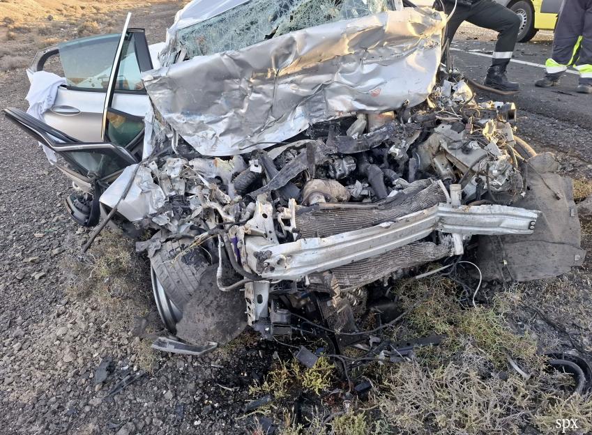 **FULL COPY BY NATALIA PENZA natypenza@gmail.com**.-TEL: +34 659 567 821** .TWO people have died in a head-on collision involving a tourist bus on the holiday island of Lanzarote.