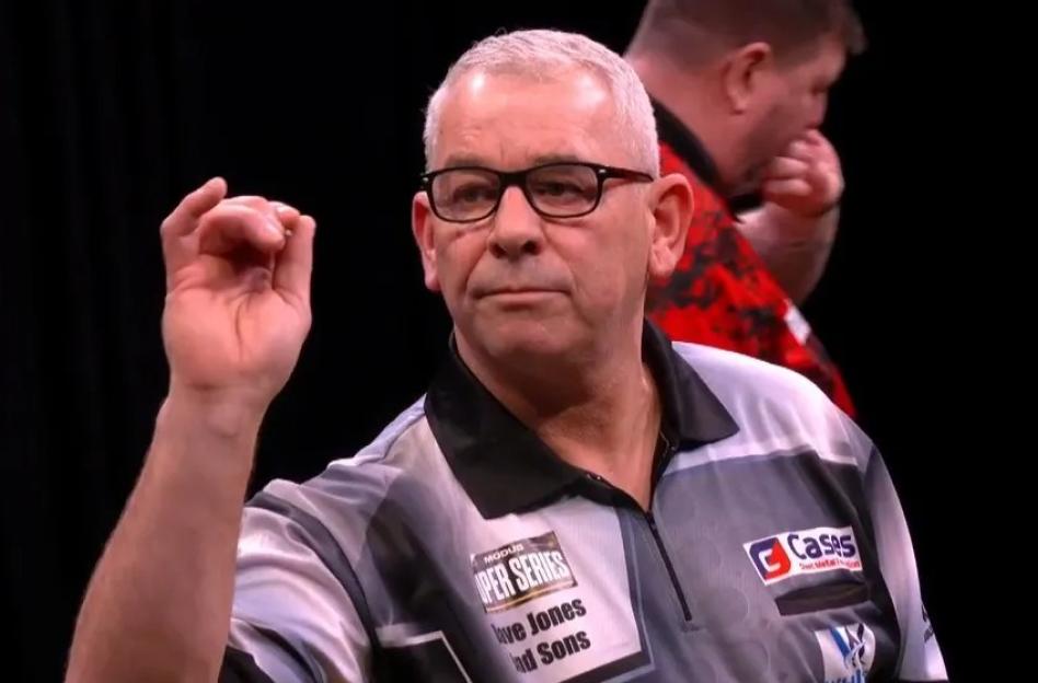 Amateur Darts Player Stunned to Discover 'Mate's Mate' He Played With Was Actually Gary Anderson!