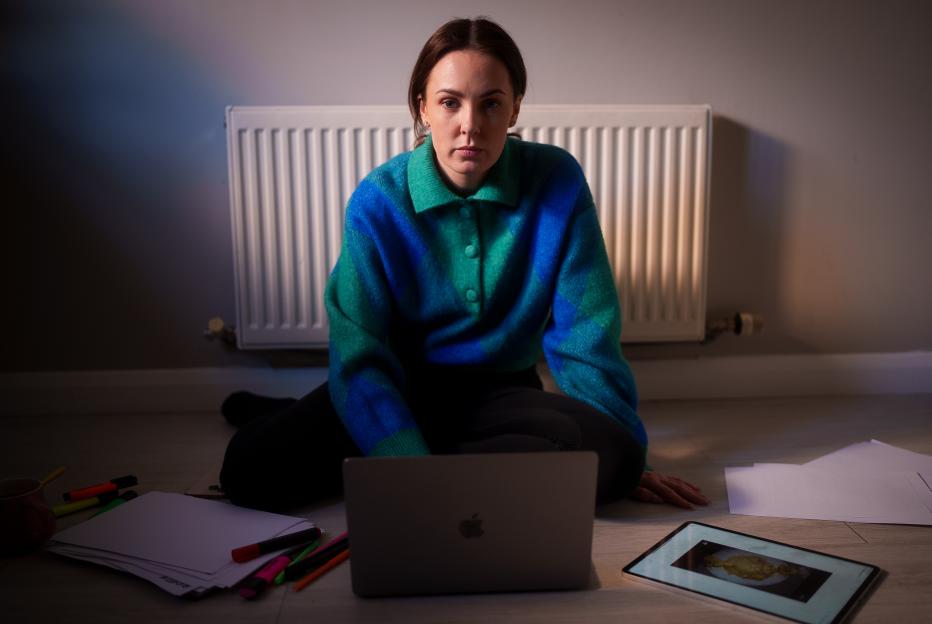 549492,TITLE:The Beauty Queen and the Catfish