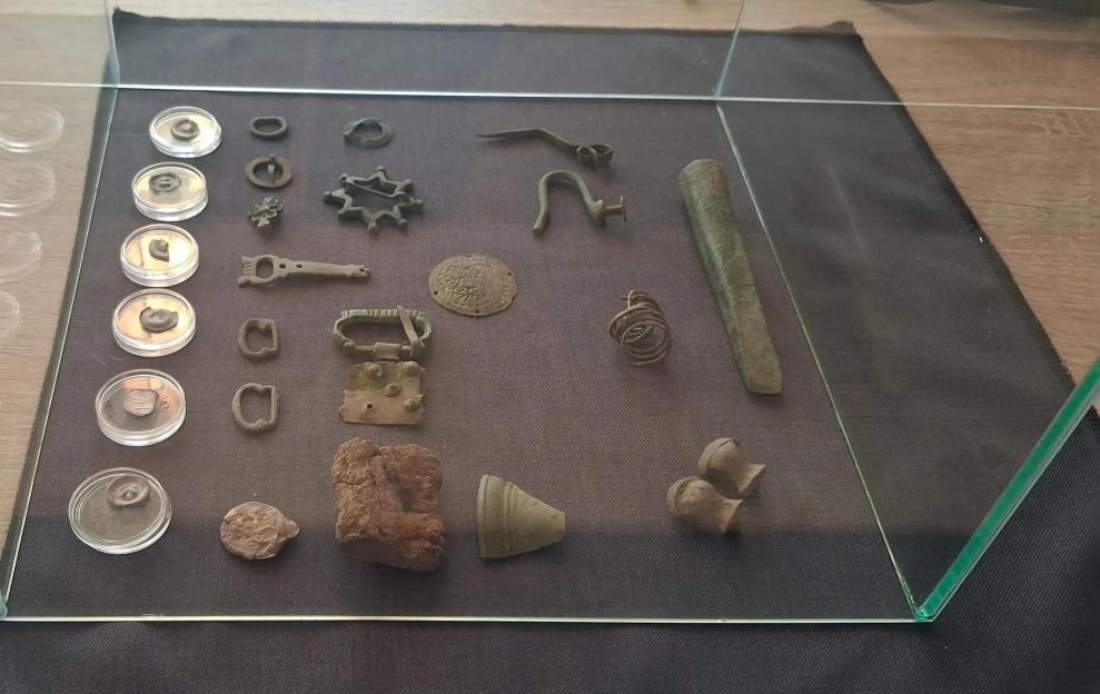 NINTCHDBPICT001067235957