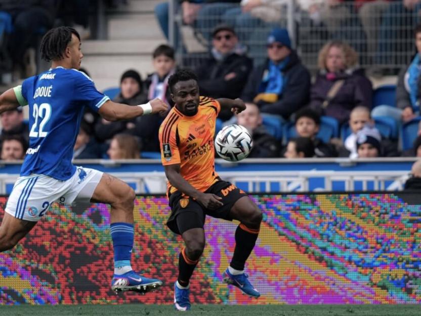 Ligue 1: Simon Shatters Records in Paris FC's Stalemate Against Strasbourg