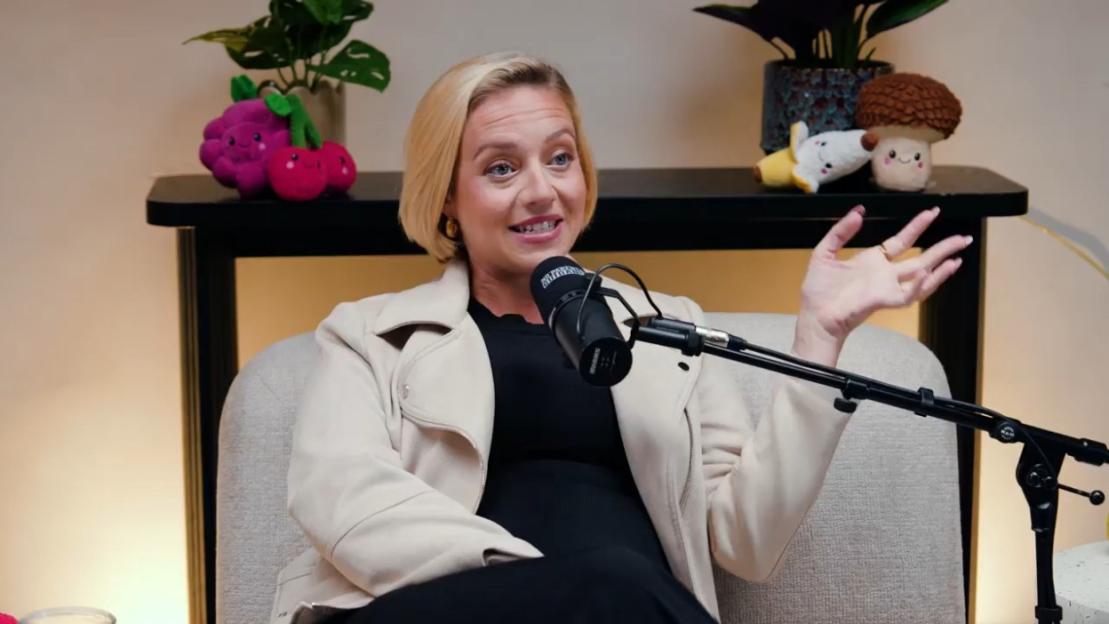 Kelsey Reveals Tom Parker 'Connects' with Us Through a Kitchen Clock and a Medium's Message About a Stillborn Baby