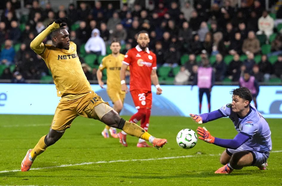 Crystal Palace Dominates Shelbourne 3-0: Pino Shines as Glasner's Team Rolls Over Northern Irish Rivals