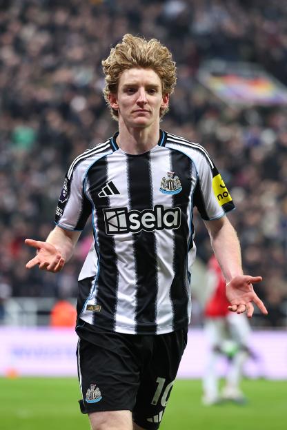 Newcastle United v Manchester United - Premier League