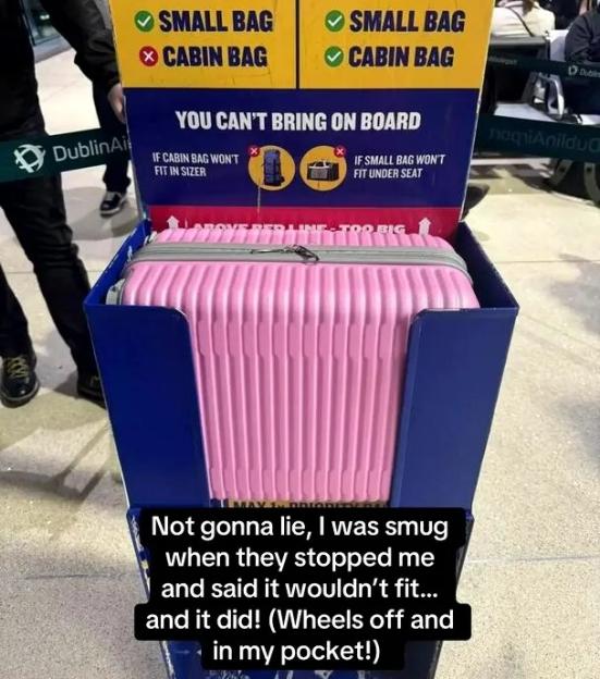 'Discover the Ultimate Underseat Cabin Bag from Primark for Ryanair Trips—Fits a Week's Worth of Clothes!'