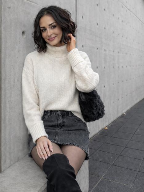 Chanelle Hayes from Big Brother Stuns with Dramatic 9-Stone Weight Loss Transformation!