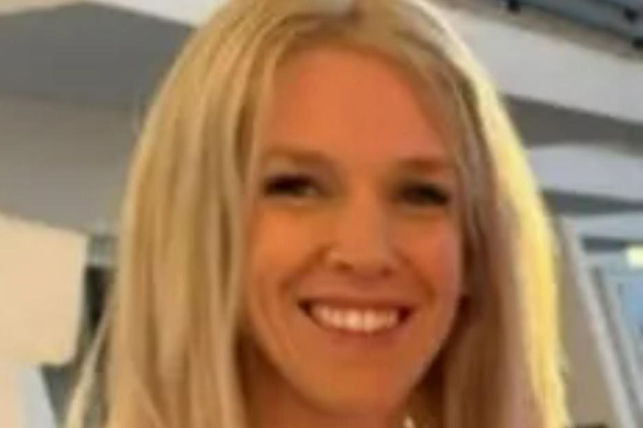 Urgent Hunt for Missing 40-Year-Old Woman Disappears from City at Night, Authorities Fear for Her Safety