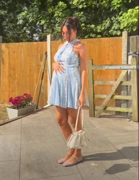 Paige Thorne from Love Island Flaunts Her Baby Bump While Anticipating the Arrival of Her First Child!