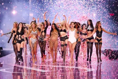 How the Victoria’s Secret Angels’ 1st runways compare to their most recent struts – and one has barely aged in 20 years