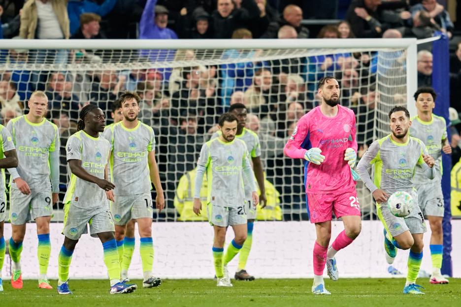 Supercomputer Predicts Premier League Title Will Be Decided by Just One Goal Following Man City's Draw