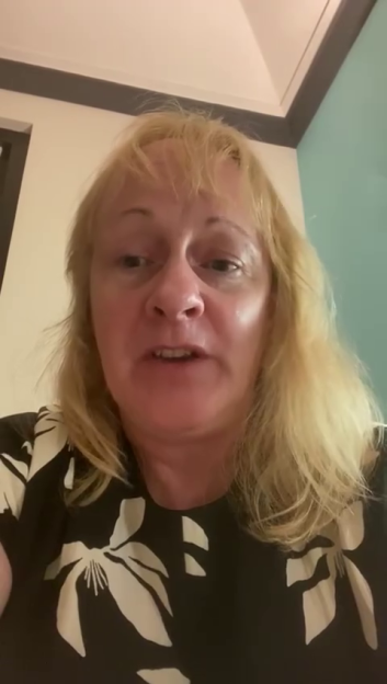 British Couple Stuck in Maldives Because of Iran War Faces £12k Hotel Bill After Extended Stay