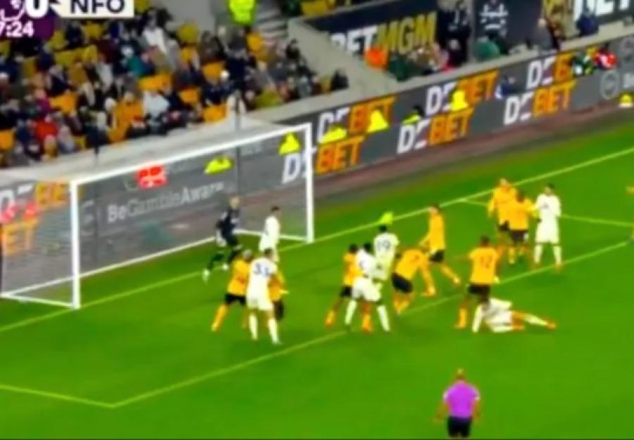 Premier League Showdown Turns Into Chaos as VAR Takes Five Minutes to Rule on 'Blatantly Obvious Offside'