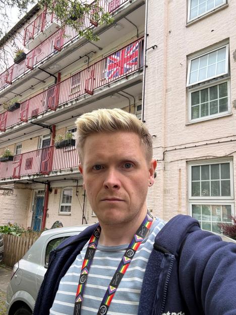 Football Fan Told to Take Down Union Jack by Labour Council for Being 'Offensive' to Neighbors