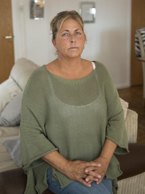 Karen Phillips, mother of Sophia (15), whose phone addiction led to therapy, poses for a photo.