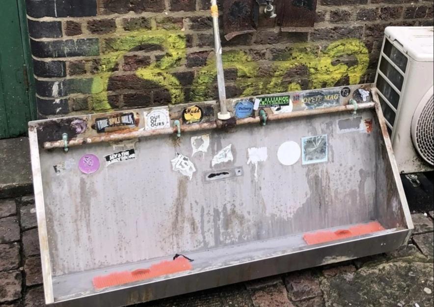 'Grab a Piece of Fame: Iconic Venue Selling Celebrity Urinal Used by Stars Like Matt Healy and Sam Fender for Just £179!'