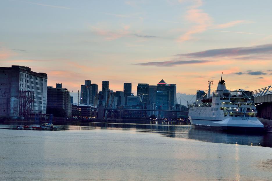 Tragic Incident: 13-Year-Old Boy Loses Life While Swimming in London’s Royal Victoria Docks