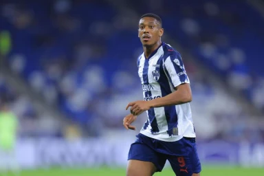 "Former Man Utd Star Anthony Martial Receives Contract Offers from Three European Clubs as Everton Eyes Free Agent Opportunity"