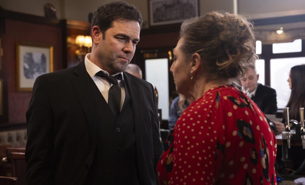 Steve McDonald and Maggie Driscoll talking in a pub.