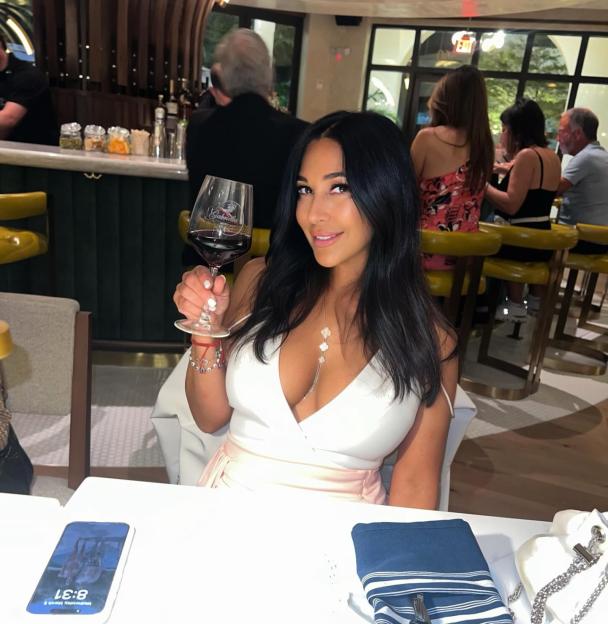 NINTCHDBPICT001042432380