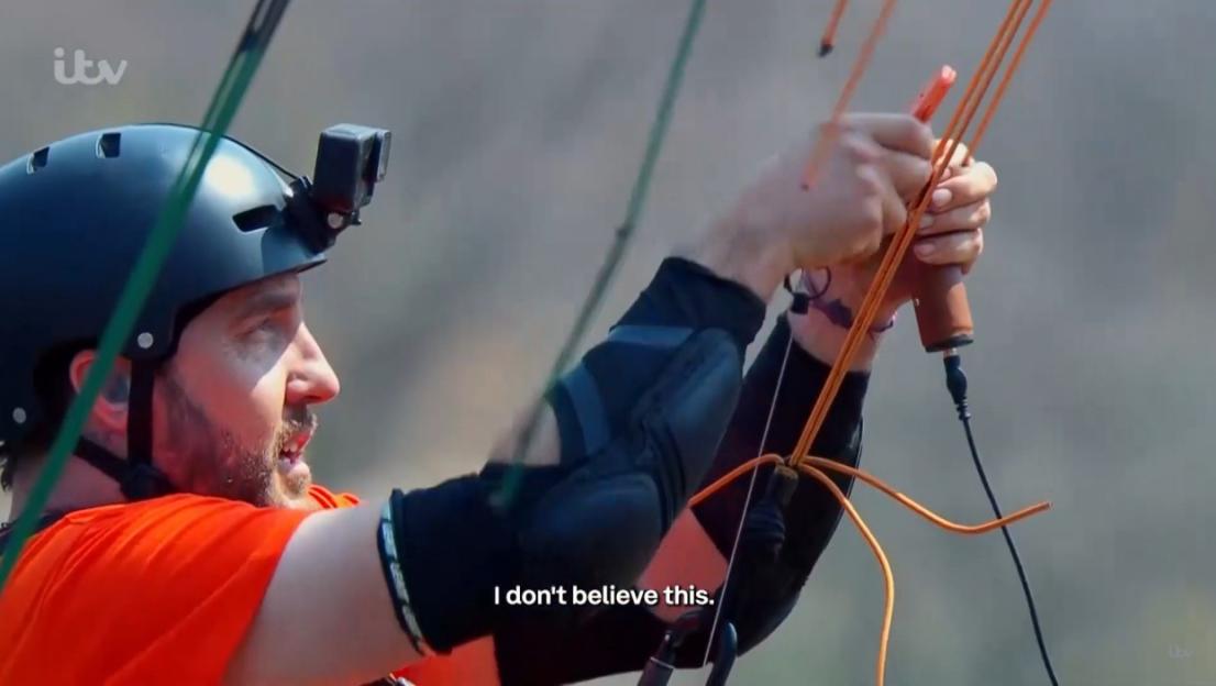 'Seann Walsh's Terrifying Cliffhanger: Watch Him Scream in Fear During I'm A Celeb Challenge!'