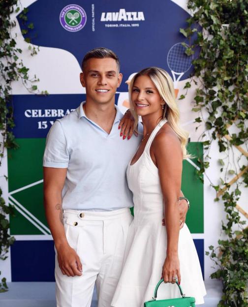 Leandro Trossard's Hidden Struggles: Battling Marriage Challenges While Leading Arsenal to Premier League Triumph