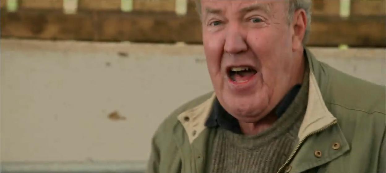 Jeremy Clarkson’s Hilarious Reaction as a Cow Drops a Surprise in His Mouth at Diddly Squat Farm!