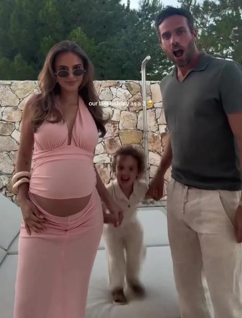 Lucy Watson's 2-Year-Old Son Hospitalized Due to Persistent Unexplained Rash